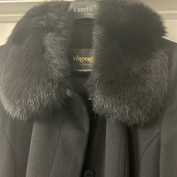 Black wool trench with fur collar and cuffs. Size 12. Arm pit to arm pit 20” - Picture 8 of 12